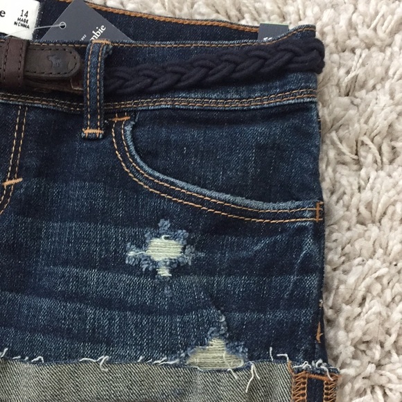 NWT Abercrombie kids distressed denim shorts - Picture 5 of 7